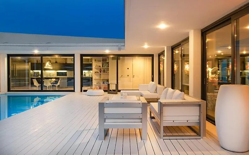 Вилла Ibiza Style Barcelona Бадалона
