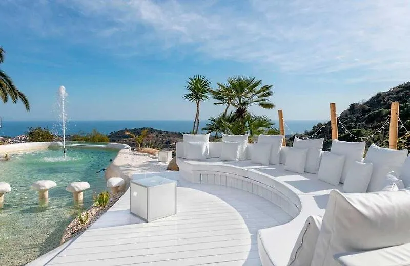 Вилла Ibiza Style Barcelona Бадалона